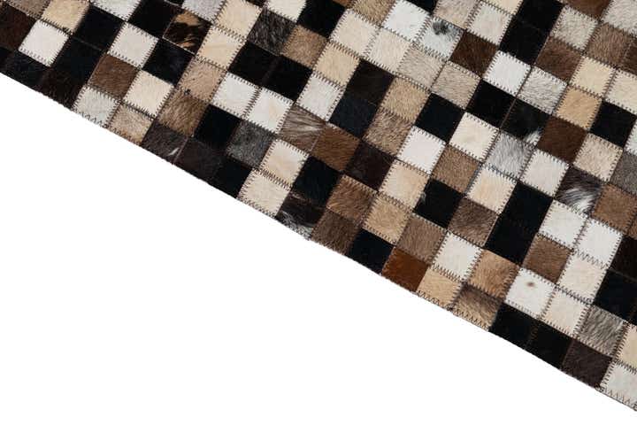 5' x 7' 10 Cowhide Leather Rug