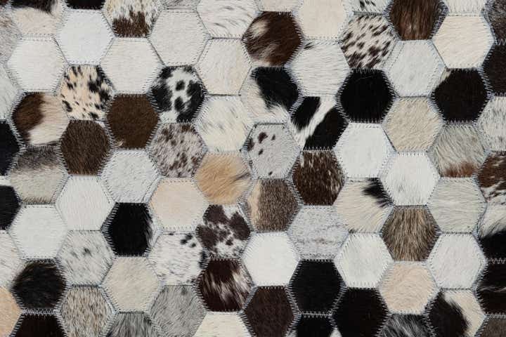 5' x 8' Cowhide Leather Rug