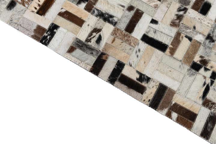 5' 4 x 7' 10 Cowhide Leather Rug