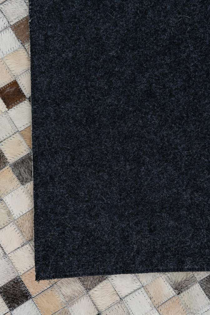 5' 2 x 8' Cowhide Leather Rug