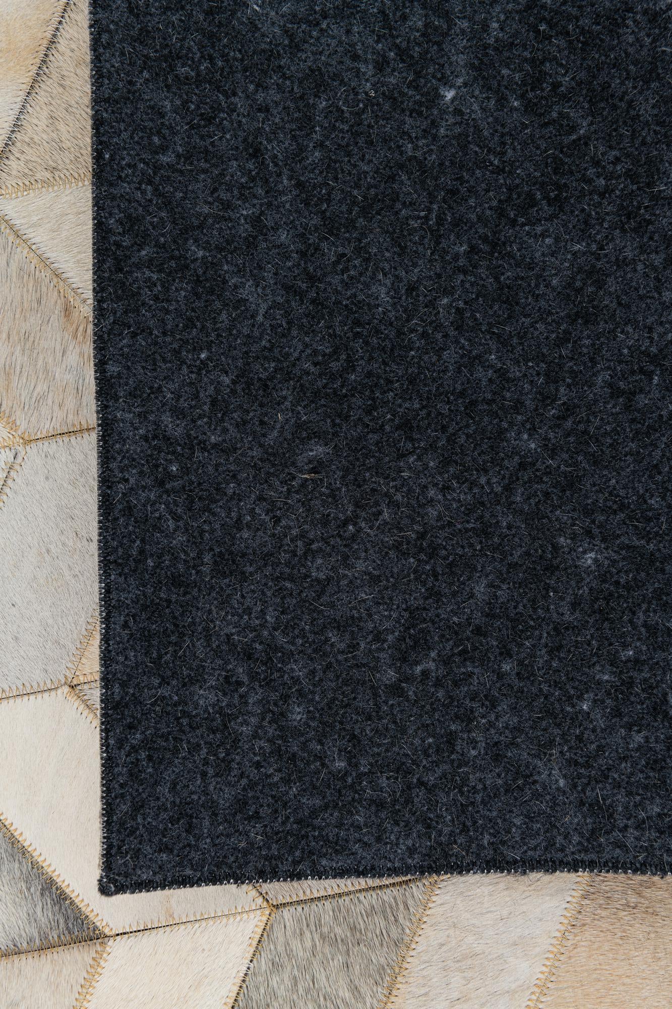 5' x 8' Cowhide Leather Rug