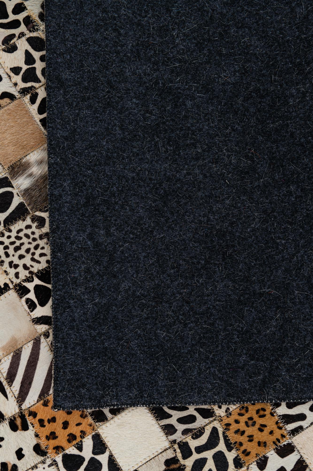 5' x 8' Cowhide Leather Rug