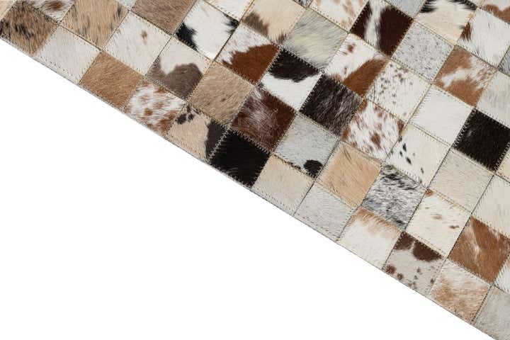 5' x 8' Cowhide Leather Rug