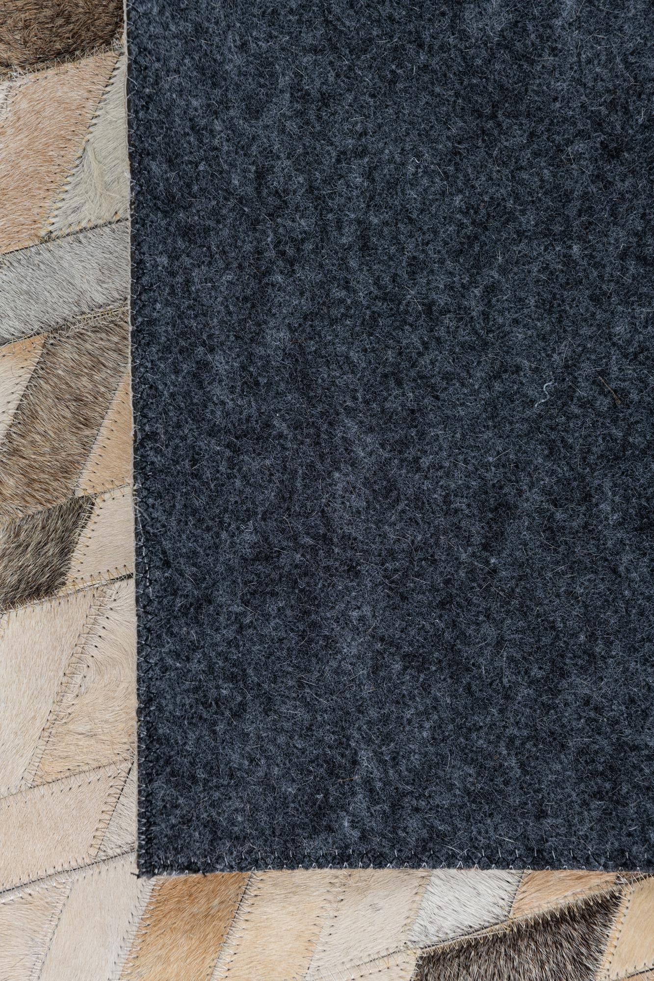 5' x 8' Cowhide Leather Rug
