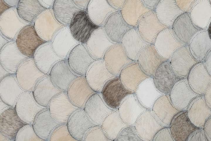 5' 1 x 7' 10 Cowhide Leather Rug