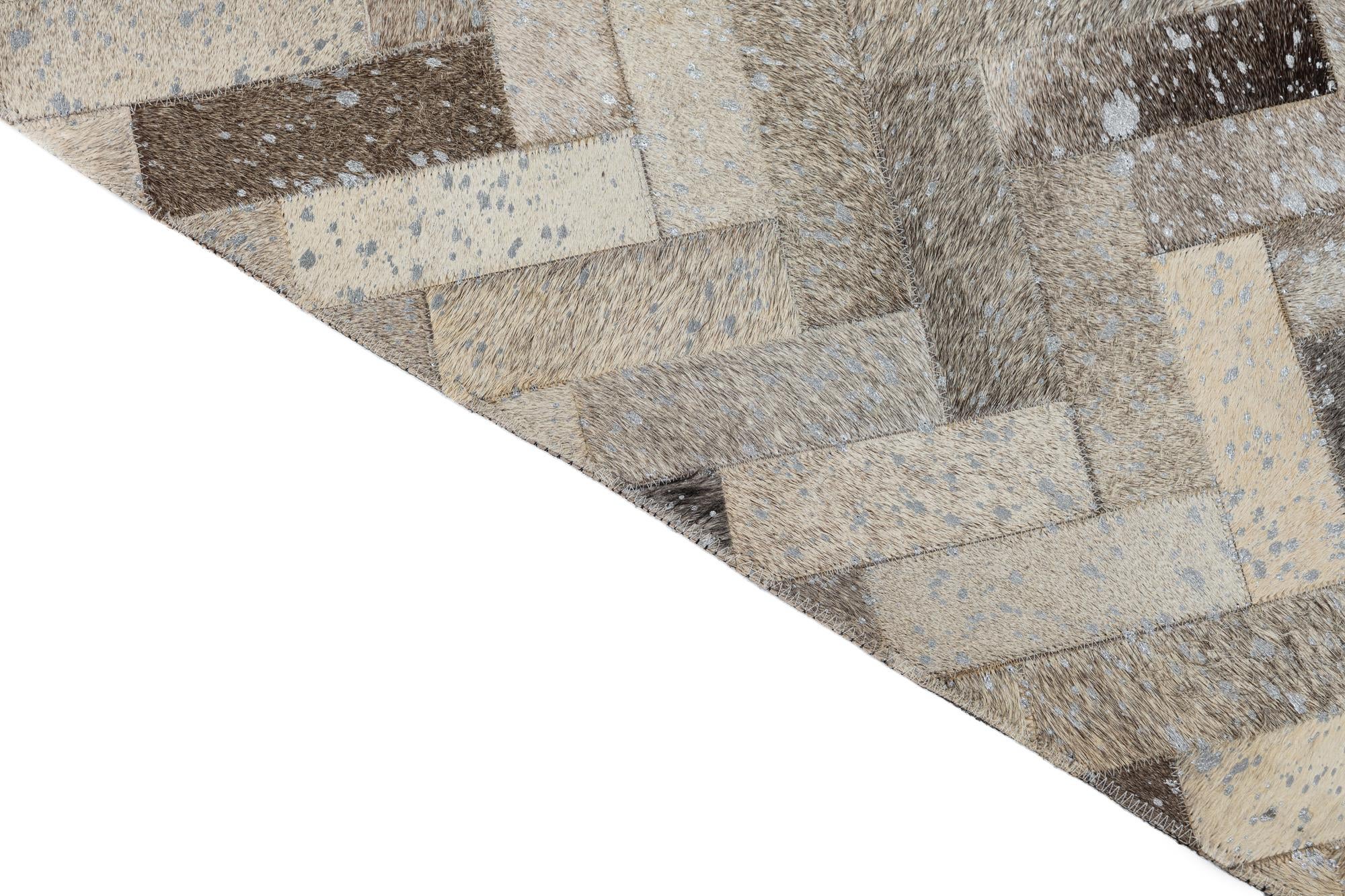 5' x 7' 10 Cowhide Leather Rug