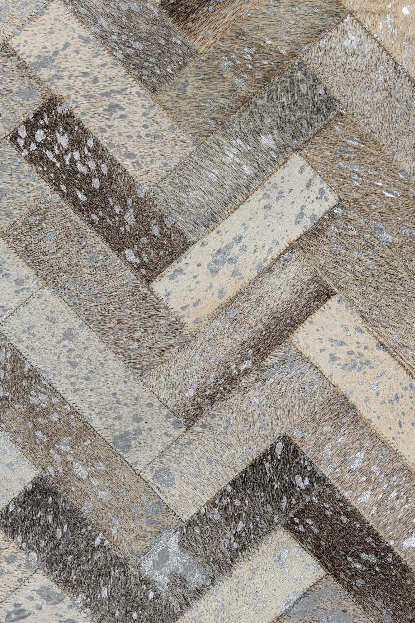 5' x 7' 10 Cowhide Leather Rug