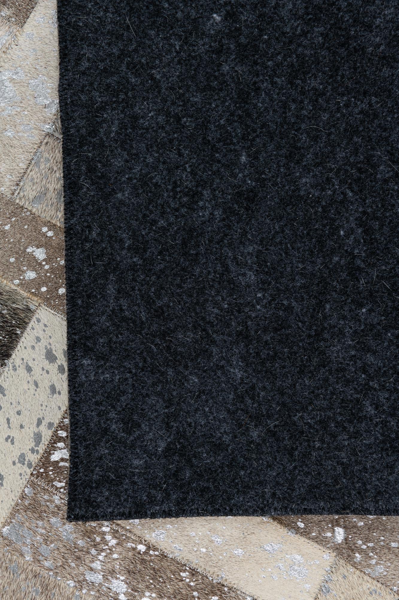 5' x 7' 10 Cowhide Leather Rug