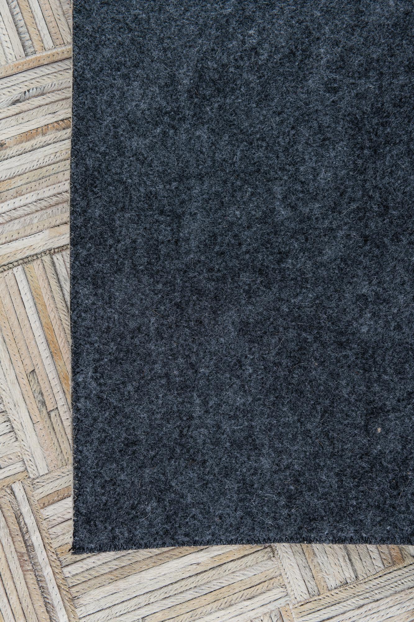 4' 10 x 7' 6 Cowhide Leather Rug
