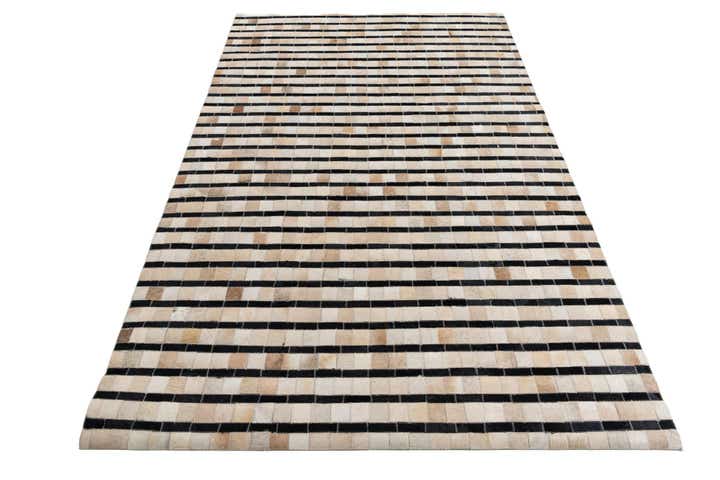 5' 1 x 7' 10 Cowhide Leather Rug