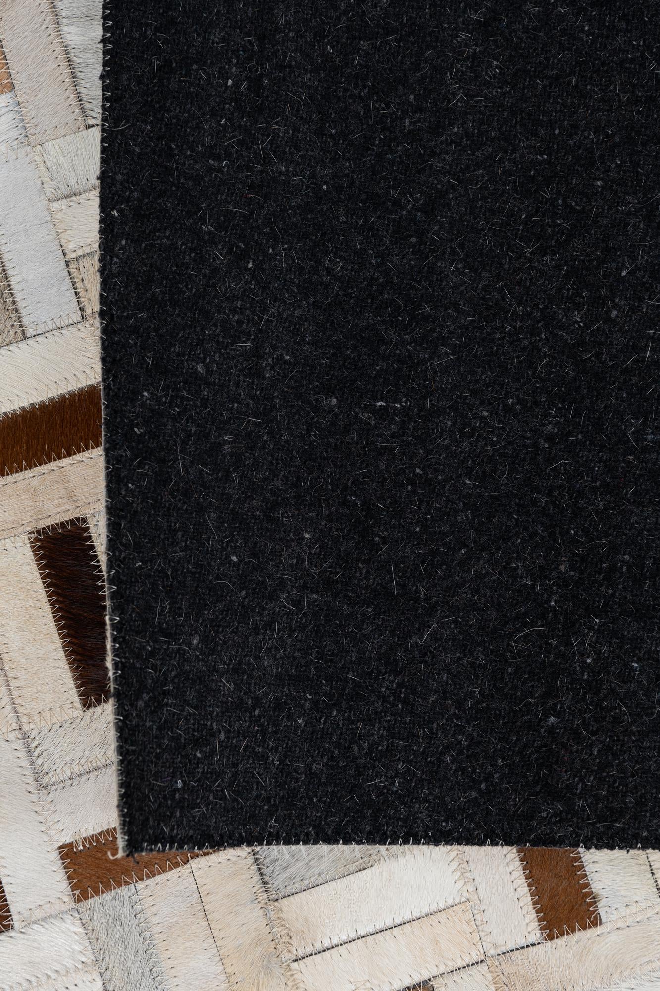5' 1 x 8' Cowhide Leather Rug