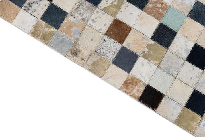 5' 1 x 8' Cowhide Leather Rug