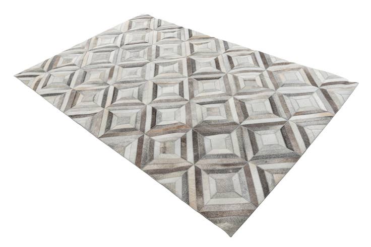 Detail image of 4' 7 x 7' 1 Cowhide Leather Rug