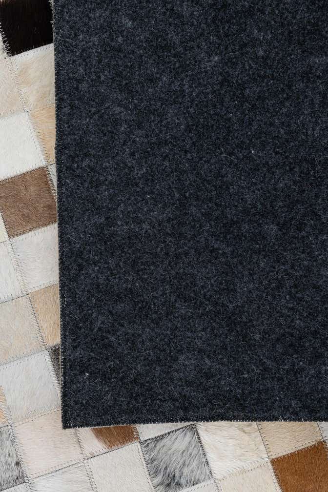 8' 2 x 10' Cowhide Leather Rug