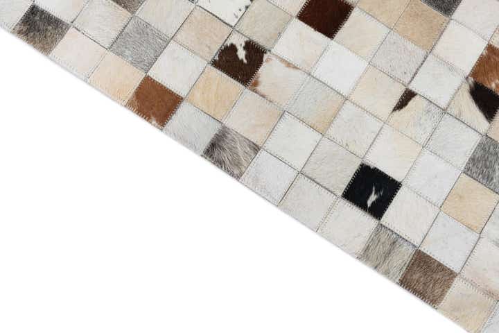 8' 1 x 10' Cowhide Leather Rug