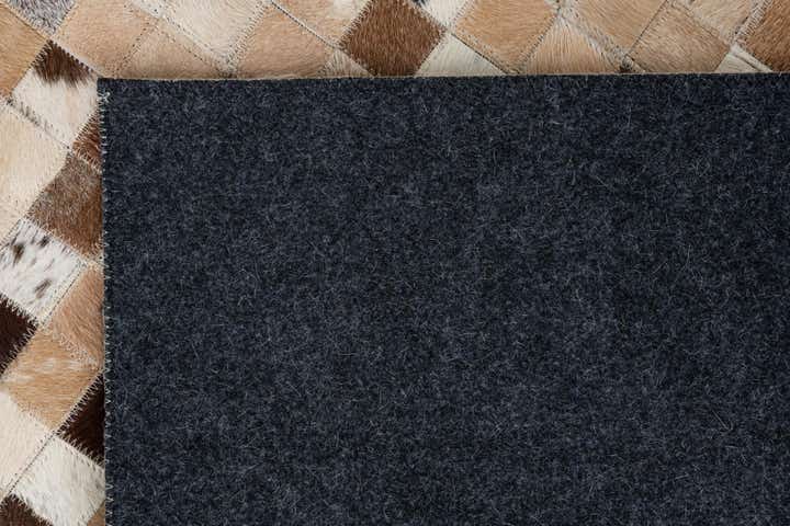 8' 1 x 10' Cowhide Leather Rug