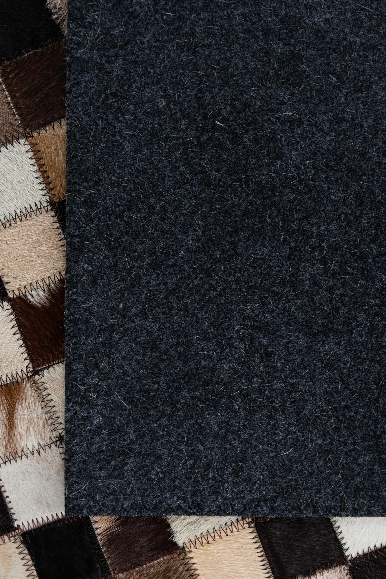 2' x 3' 1 Cowhide Leather Rug