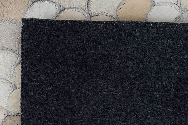 2' x 3' 1 Cowhide Leather Rug