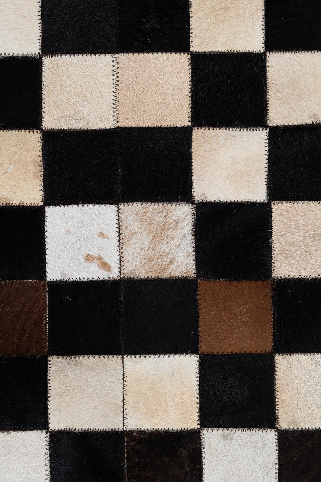 5' x 8' Cowhide Leather Rug