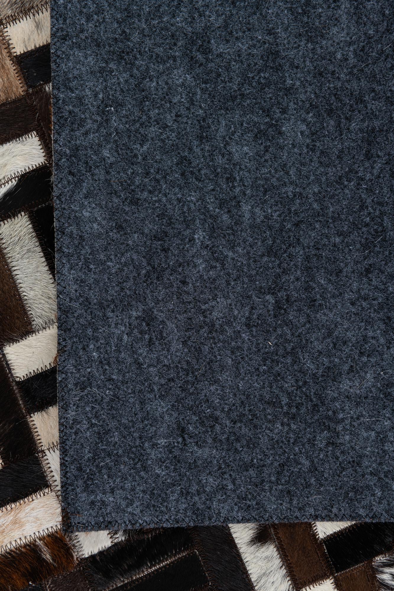 5' x 7' 10 Cowhide Leather Rug