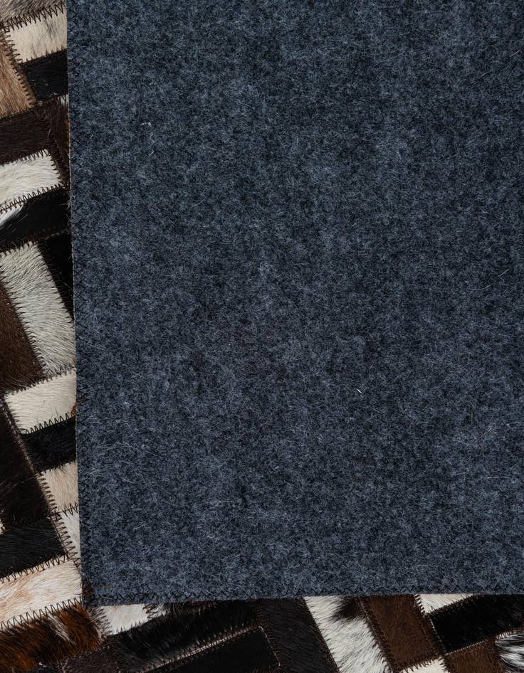 Detail image of 5' x 7' 10 Cowhide Leather Rug