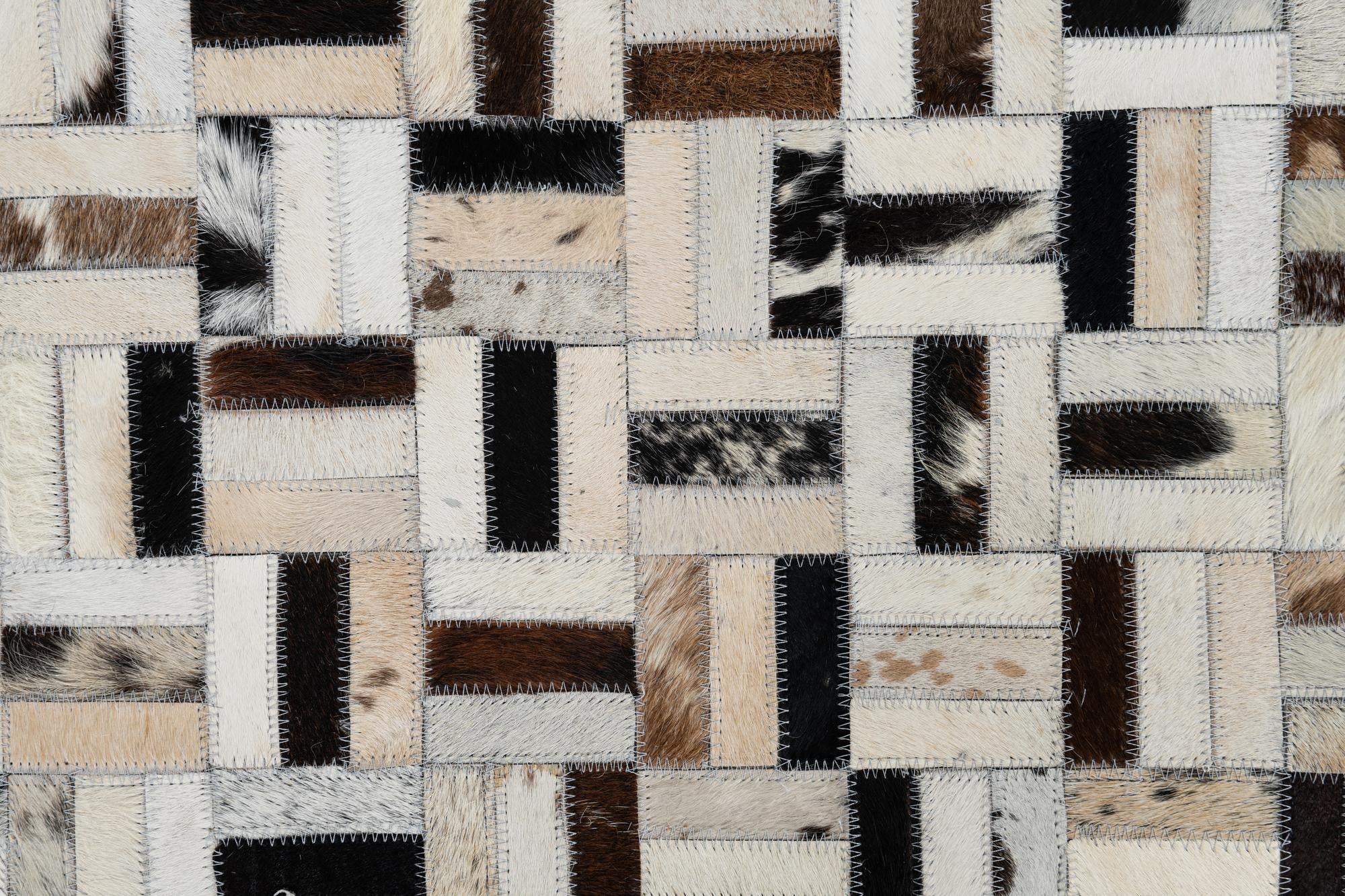 5' 2 x 8' Cowhide Leather Rug