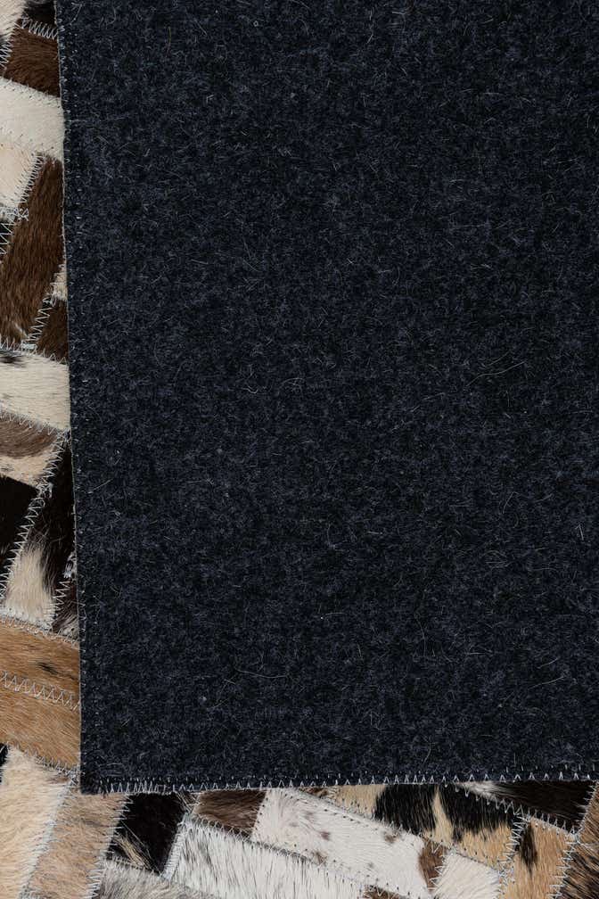 5' x 7' 8 Cowhide Leather Rug