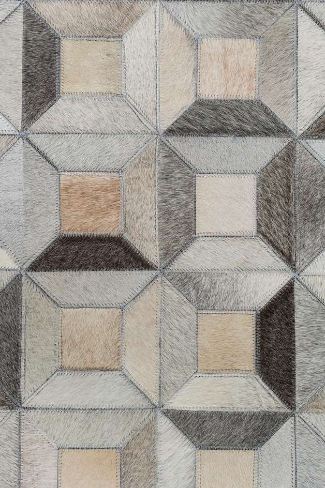 5' x 8' Cowhide Leather Rug