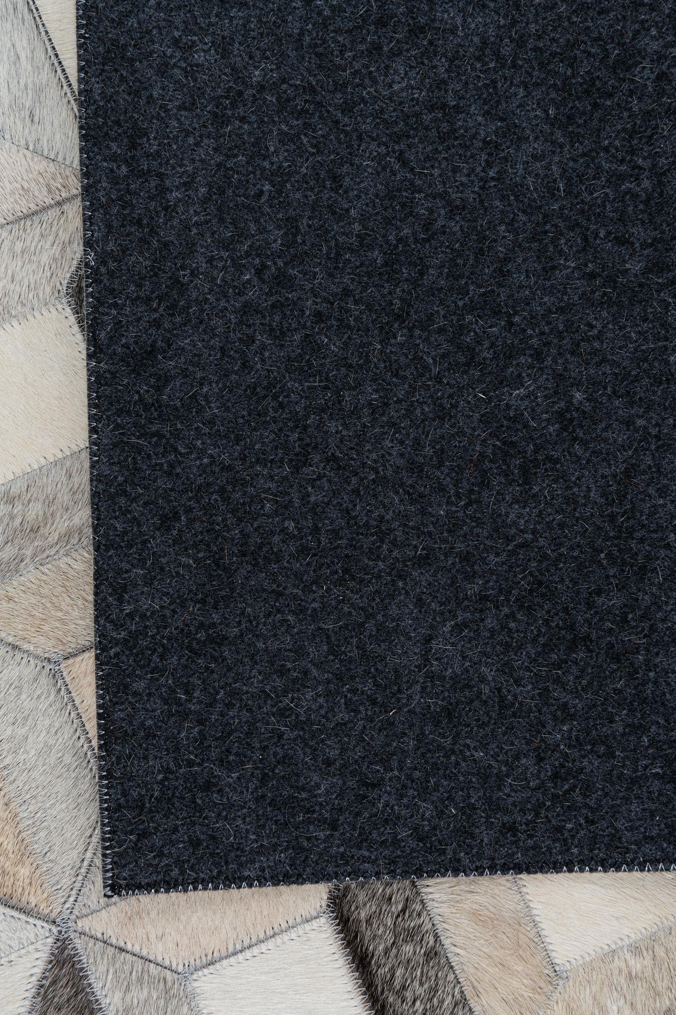 5' x 8' Cowhide Leather Rug
