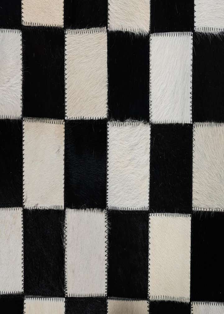 5' x 8' Cowhide Leather Rug