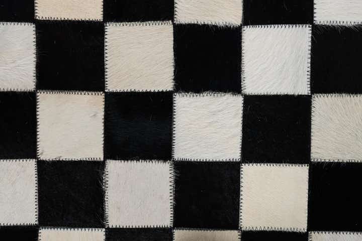 5' x 8' Cowhide Leather Rug