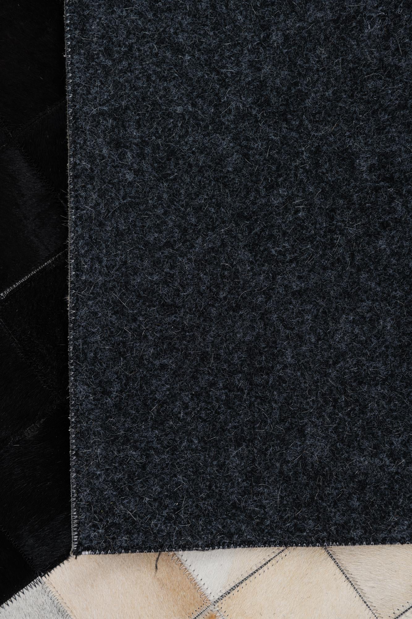 5' x 8' Cowhide Leather Rug