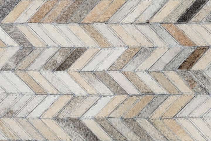 5' x 8' Cowhide Leather Rug