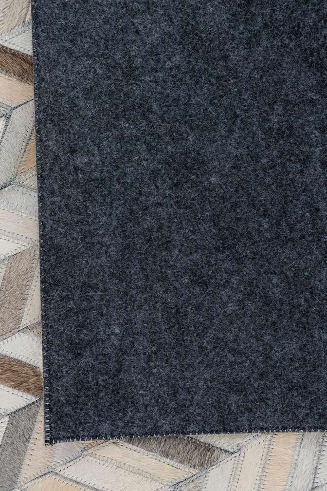 5' x 7' 10 Cowhide Leather Rug