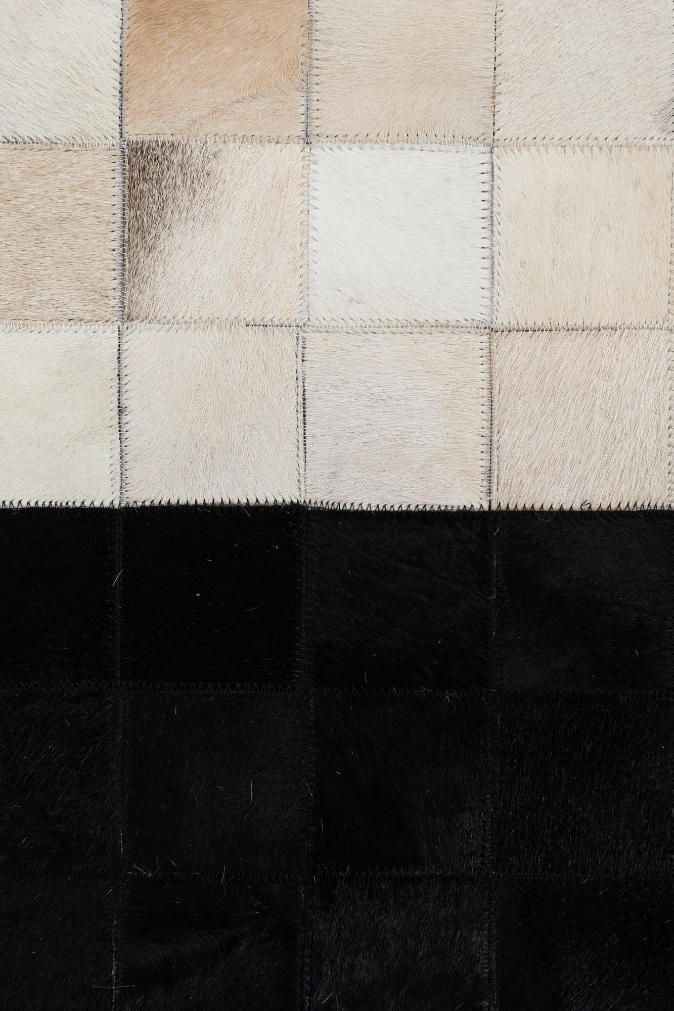 5' x 8' Cowhide Leather Rug