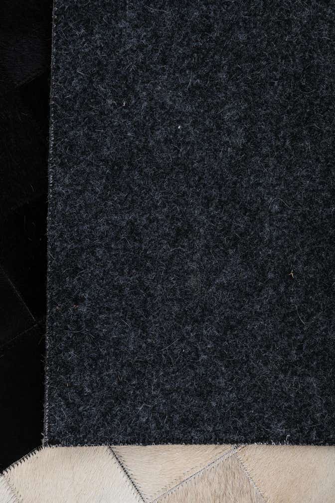 5' x 8' Cowhide Leather Rug