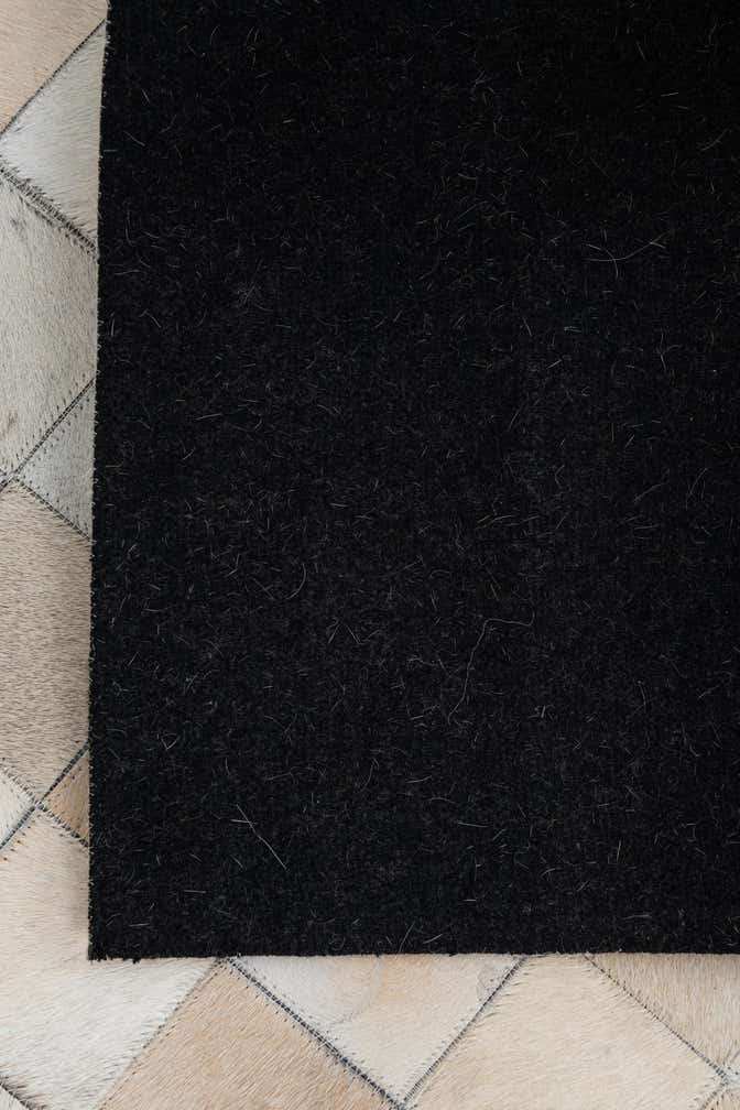 5' x 8' Cowhide Leather Rug