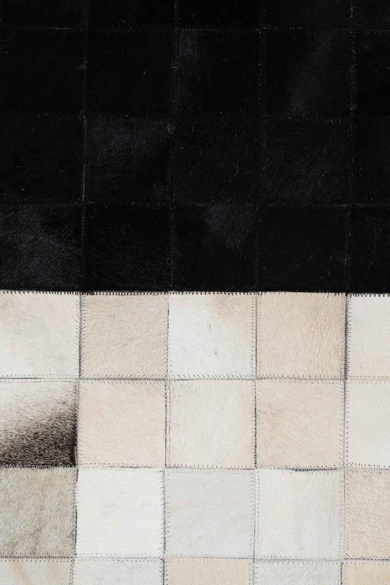 5' x 8' Cowhide Leather Rug