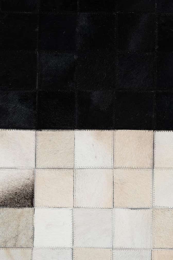 5' x 8' Cowhide Leather Rug