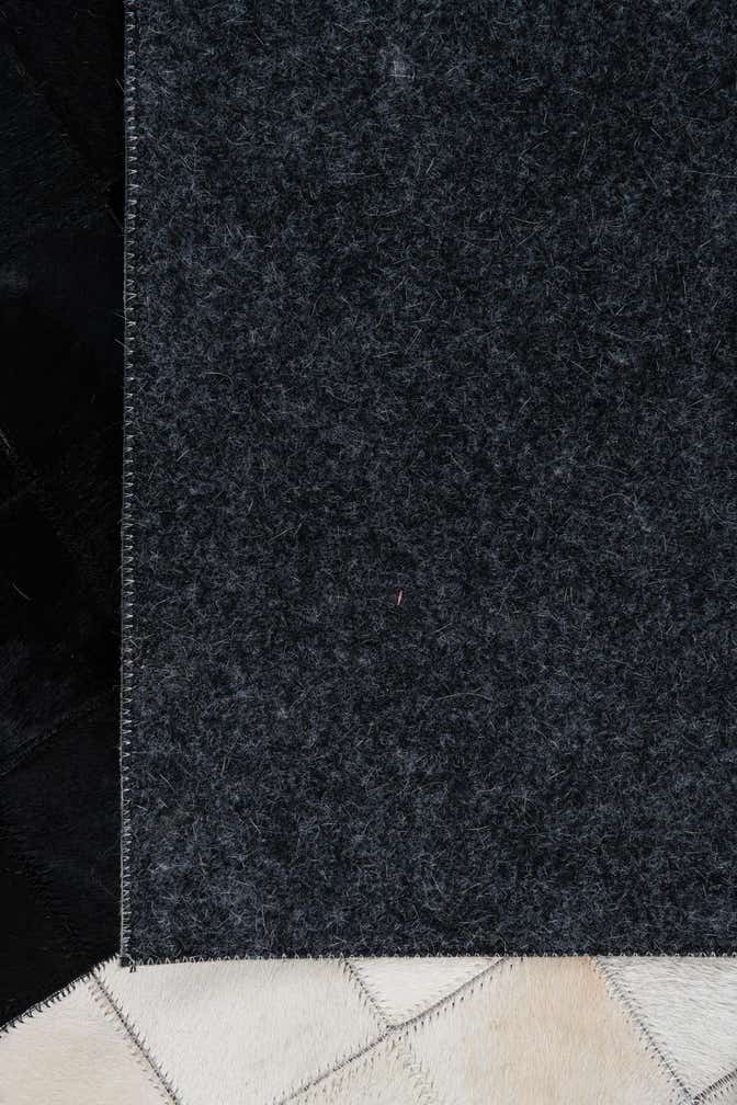 5' x 8' Cowhide Leather Rug