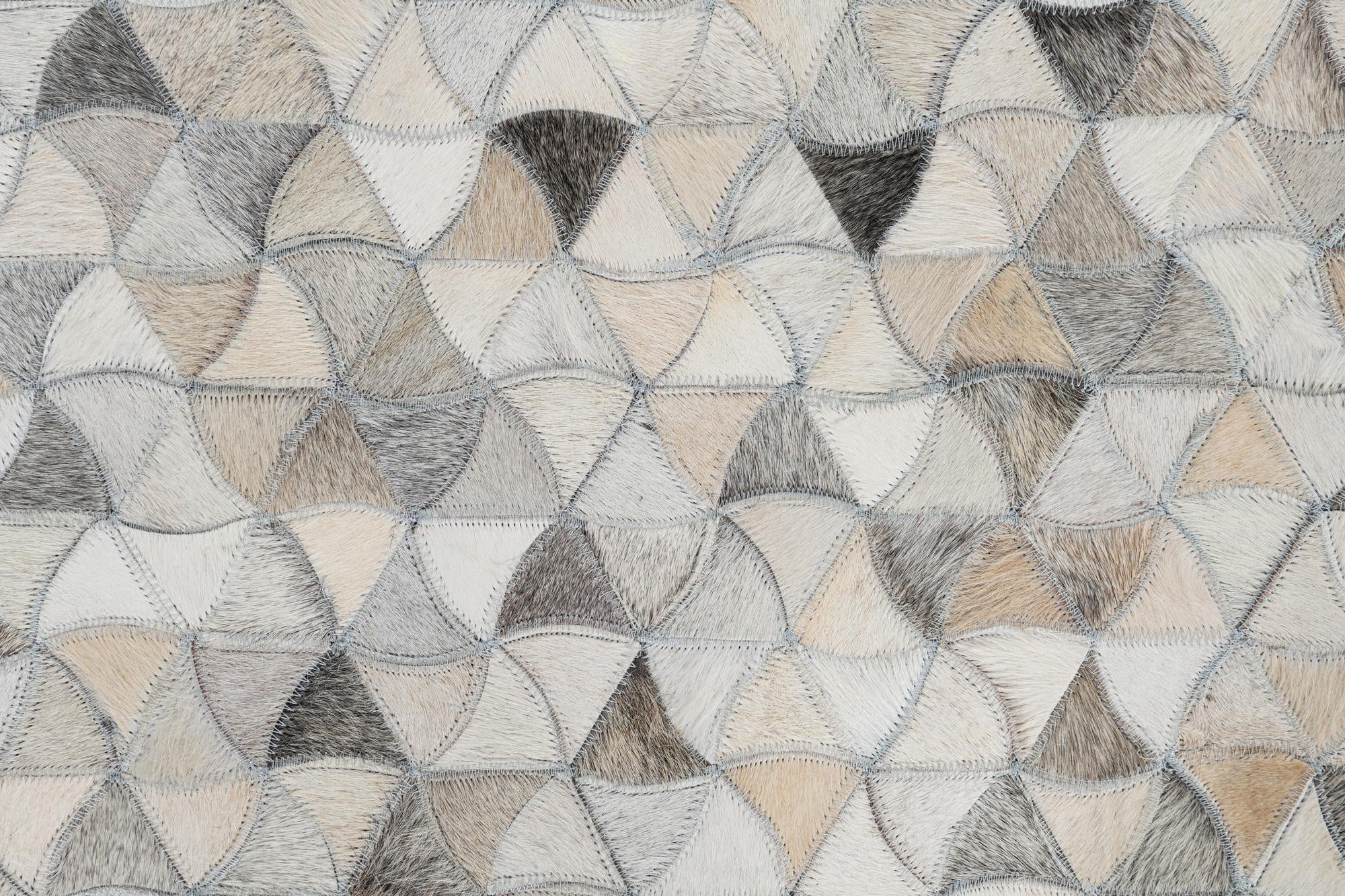 5' x 7' 10 Cowhide Leather Rug
