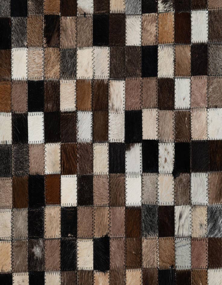 Detail image of 5' x 7' 10 Cowhide Leather Rug