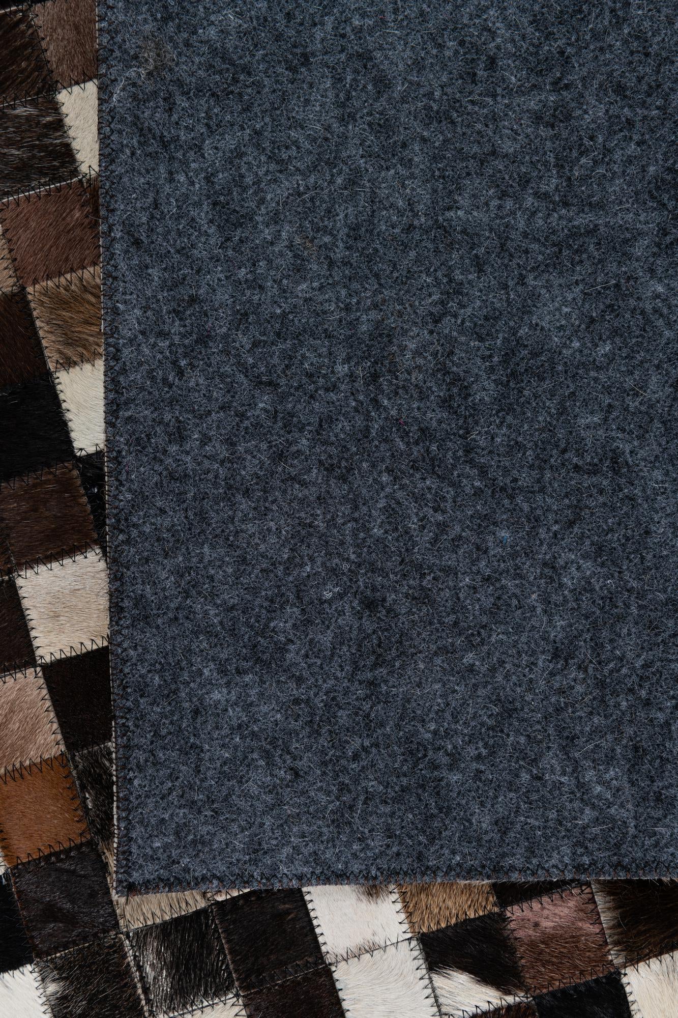 5' x 7' 10 Cowhide Leather Rug