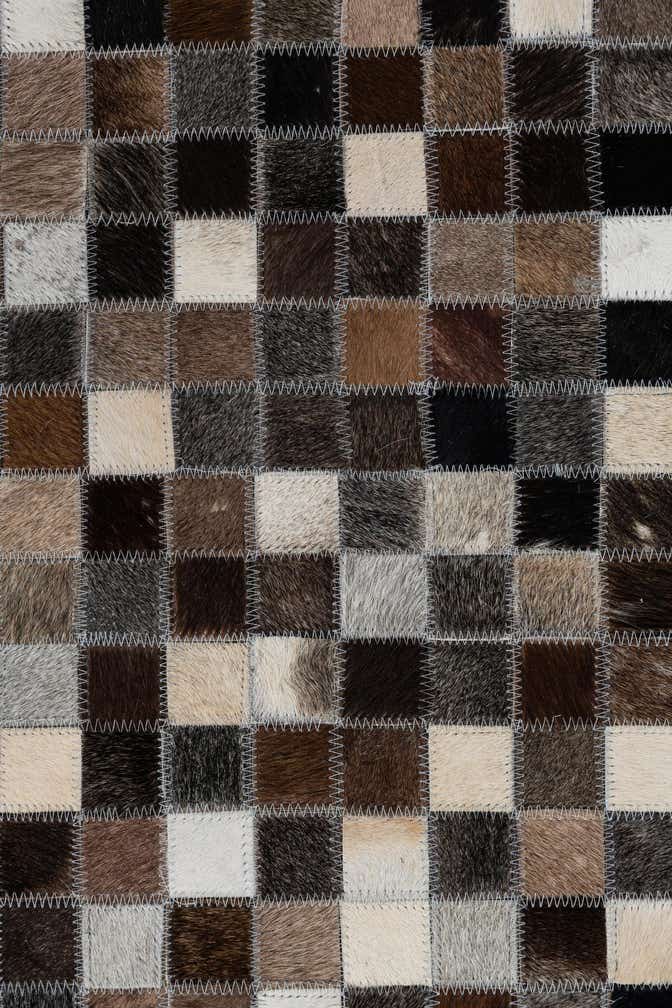 5' x 8' Cowhide Leather Rug