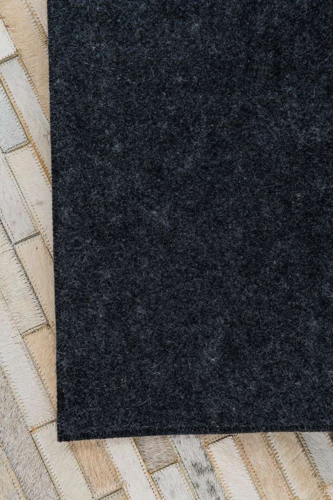 5' x 8' Cowhide Leather Rug