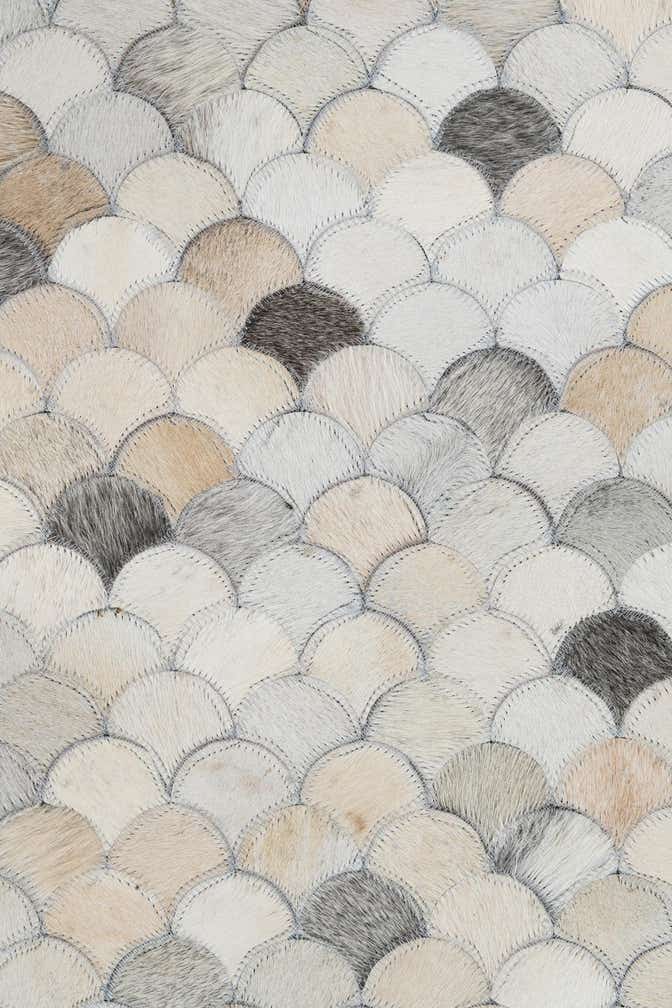 5' 1 x 8' Cowhide Leather Rug