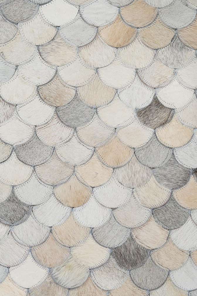 5' 1 x 8' Cowhide Leather Rug