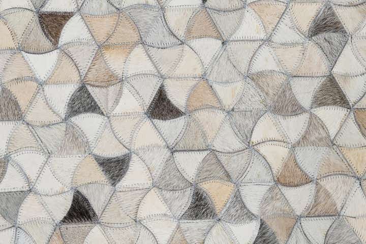 5' 2 x 8' Cowhide Leather Rug