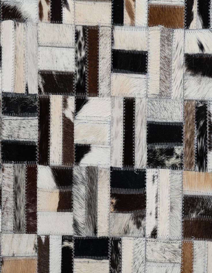 Detail image of 5' x 7' 10 Cowhide Leather Rug