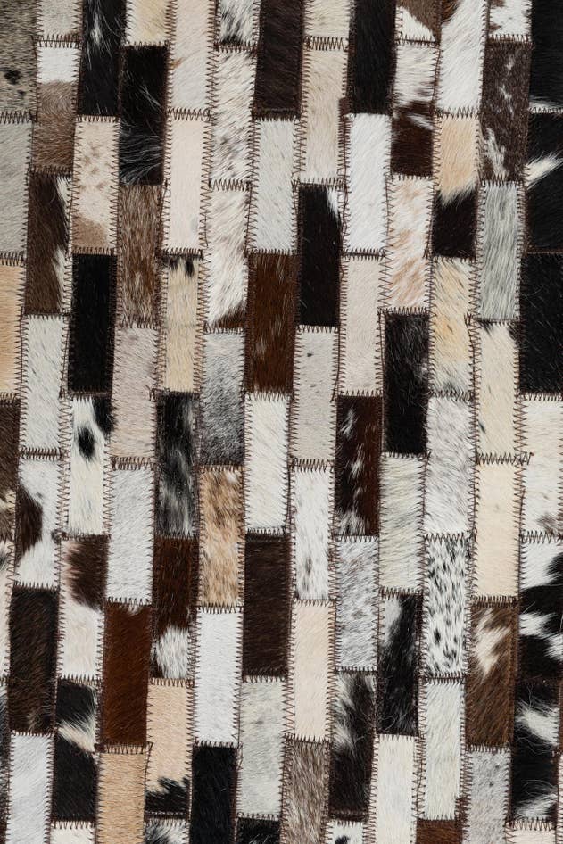 Detail image of 5' x 7' 10 Cowhide Leather Rug